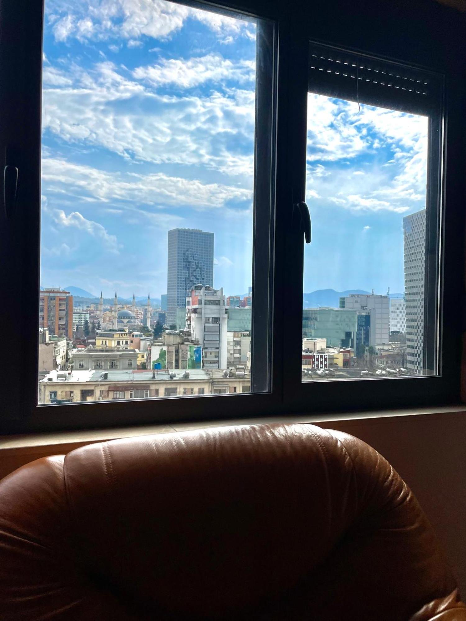 Apartamento Easy Peasy - 9Th Floor View Downtown Tirana Exterior foto